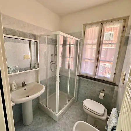 Casa Marta Con Parcheggio Privato,vicino A Centro E Ospedale Lucca